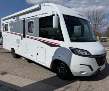 PILOTE G740 Expression integralt lakoauto — Vango Rent